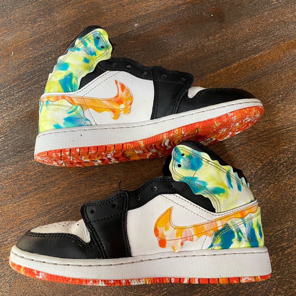 Air Jordan 1 mid